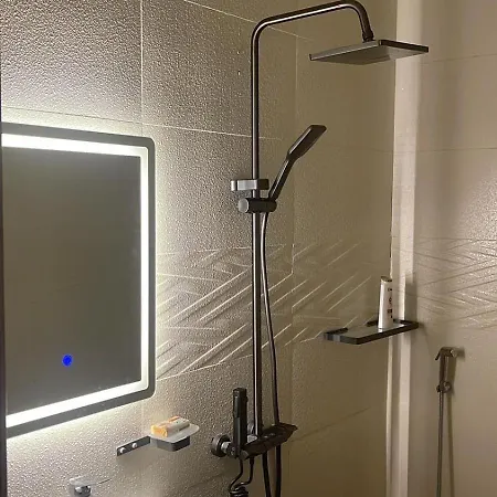 استوديو هادى وجميل بسرير وجلسة بالقرب من البوليفارد Apartment Riyadh Exterior photo