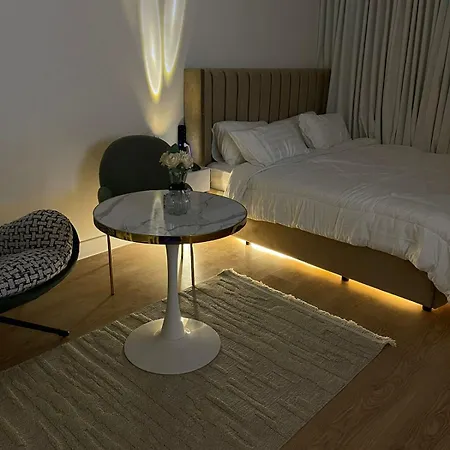 استوديو هادى وجميل بسرير وجلسة بالقرب من البوليفارد Apartment Riyadh Exterior photo