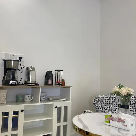 استوديو هادى وجميل بسرير وجلسة بالقرب من البوليفارد Apartment Riyadh Exterior photo